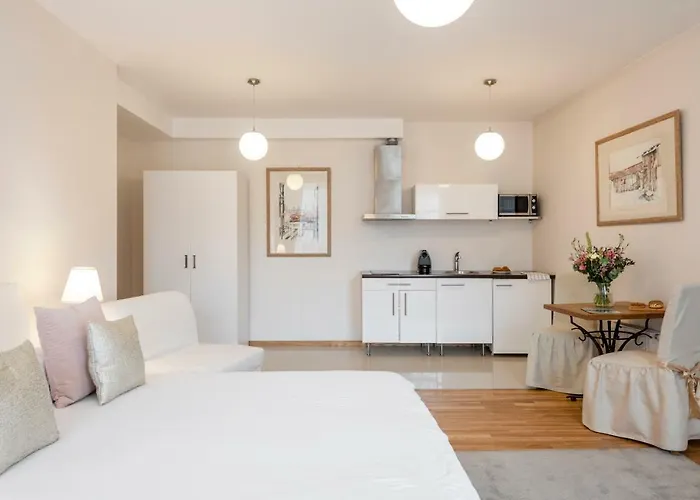 Vilnius Apartments Апарт-готель Вільнюс